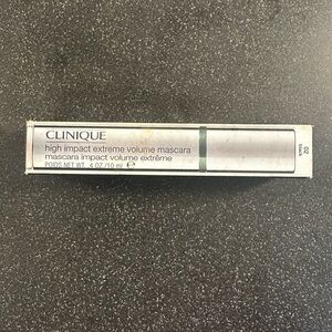 Clinique High Impact Extreme Volume Mascara - Silver and Black